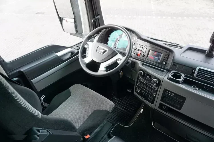 MAN TGX / 26.510 / E 6 / ACC / PUSHER / RETARDER / OŚ SKRĘTNA / DMC 68 000 KG zdjęcie 13