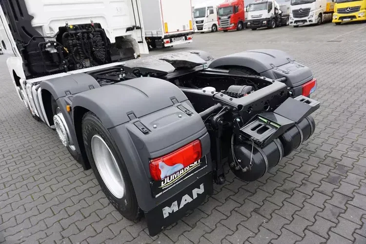 MAN TGX / 26.510 / E 6 / ACC / PUSHER / RETARDER / OŚ SKRĘTNA / DMC 68 000 KG zdjęcie 21