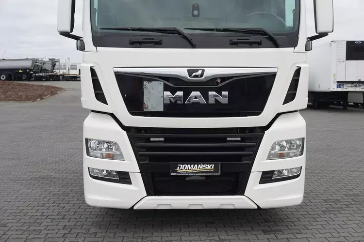 MAN TGX / 26.510 / E 6 / ACC / PUSHER / RETARDER / OŚ SKRĘTNA / DMC 68 000 KG zdjęcie 28