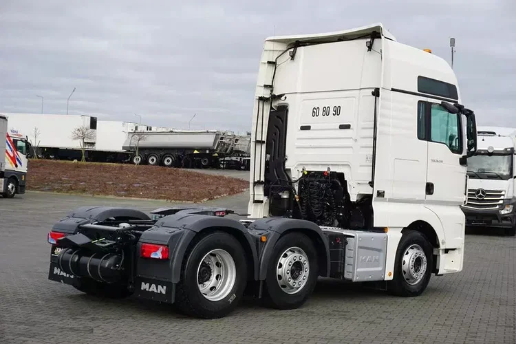 MAN TGX / 26.510 / E 6 / ACC / PUSHER / RETARDER / OŚ SKRĘTNA / DMC 68 000 KG zdjęcie 6