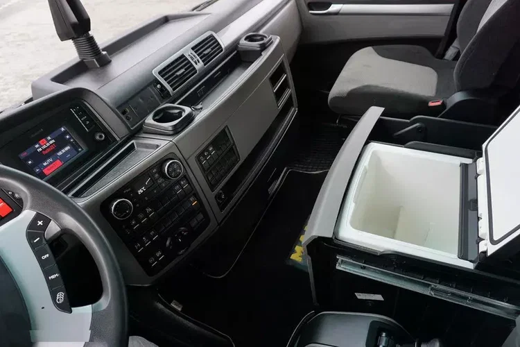 MAN TGX / 26.510 / E 6 / ACC / PUSHER / RETARDER / OŚ SKRĘTNA / DMC 68 000 KG zdjęcie 9