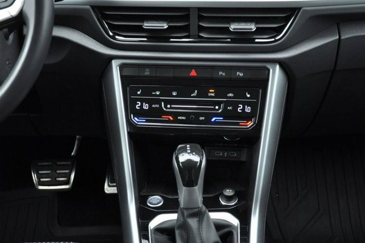 Volkswagen T-Roc 1.5TSI 150KM DSG Life Kamera Nawigacja KeyLess 1wł Gwar.Fabryczna zdjęcie 30