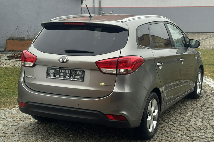 Kia Carens 1.6 Benz 135KM z Niemiec KAMERA Podgrz. Kierownica, Pełen SERWIS ASO zdjęcie 8