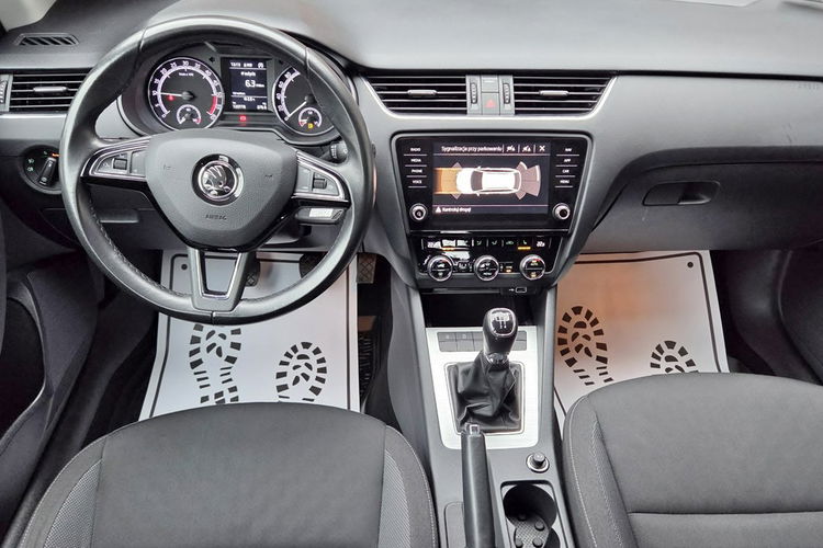 Skoda Octavia 1.6 TDI 115 KM, Ambition + pakiety Salon PL, serwis ASO, F.VAT23, leasing zdjęcie 11