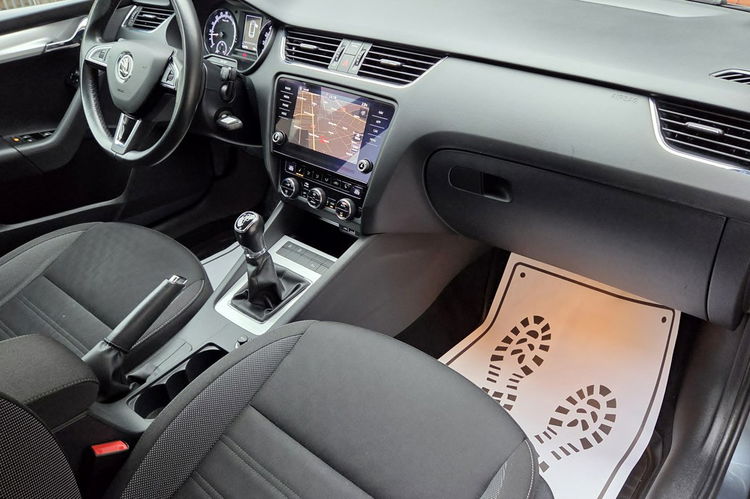 Skoda Octavia 1.6 TDI 115 KM, Ambition + pakiety Salon PL, serwis ASO, F.VAT23, leasing zdjęcie 31