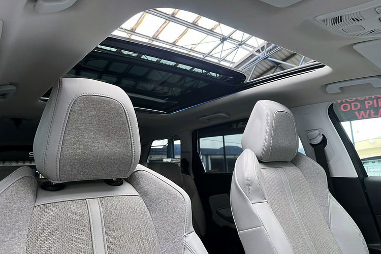 Peugeot 5008 2.0HDi EL.Dach+LED+7Osób TYLKO 97tys KM GWARANC 1wł Bezwyp Kraj F23% 4x2 zdjęcie 10