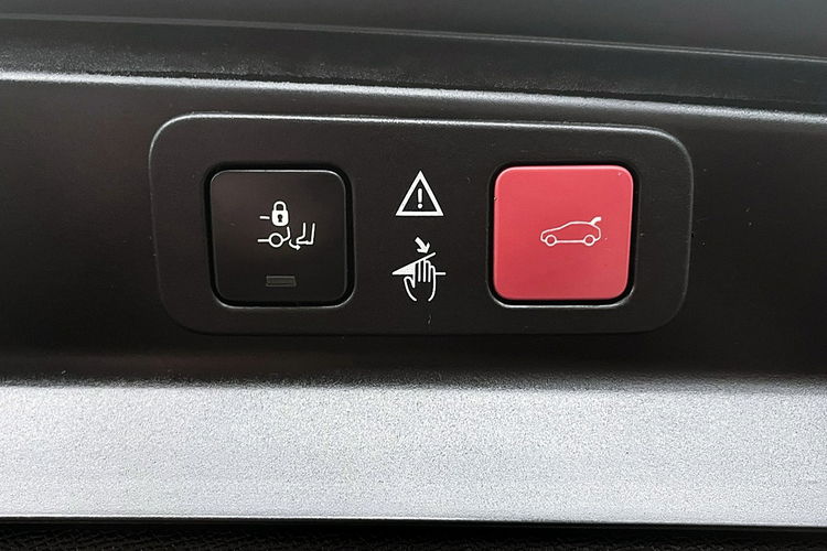 Peugeot 5008 2.0HDi EL.Dach+LED+7Osób TYLKO 97tys KM GWARANC 1wł Bezwyp Kraj F23% 4x2 zdjęcie 16