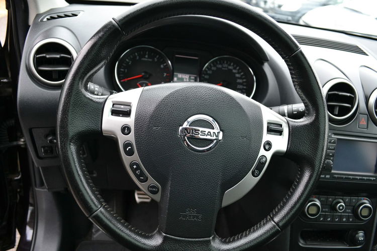 Nissan Qashqai 2.0 141KM Panorama Climatronic Alu Serwis 2011r zdjęcie 10