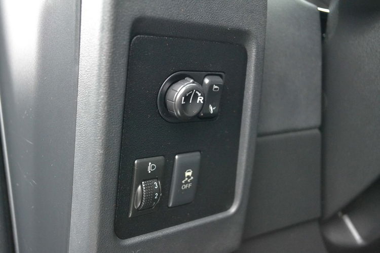 Nissan Qashqai 2.0 141KM Panorama Climatronic Alu Serwis 2011r zdjęcie 14