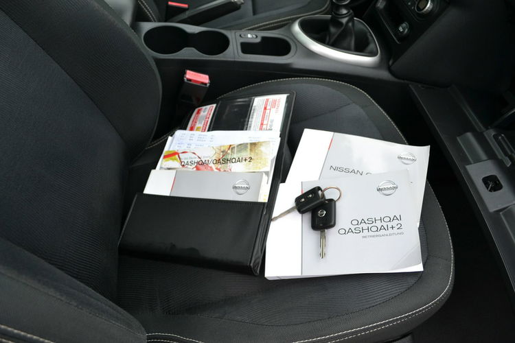 Nissan Qashqai 2.0 141KM Panorama Climatronic Alu Serwis 2011r zdjęcie 17