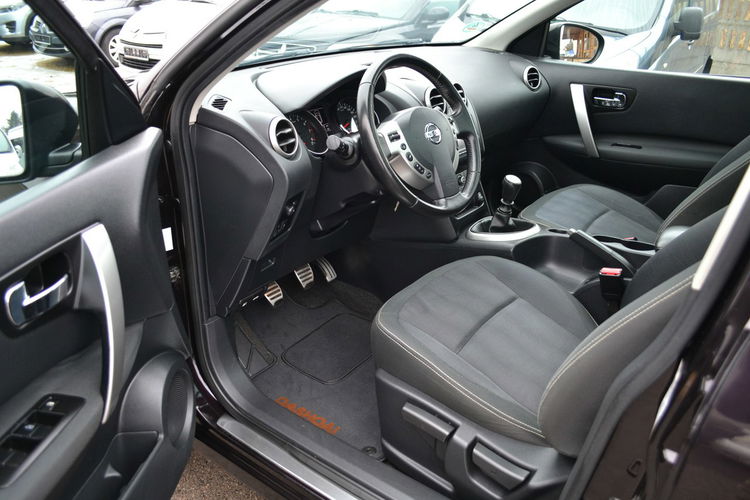 Nissan Qashqai 2.0 141KM Panorama Climatronic Alu Serwis 2011r zdjęcie 8