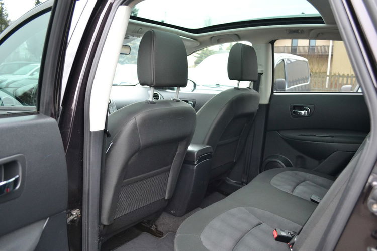 Nissan Qashqai 2.0 141KM Panorama Climatronic Alu Serwis 2011r zdjęcie 9
