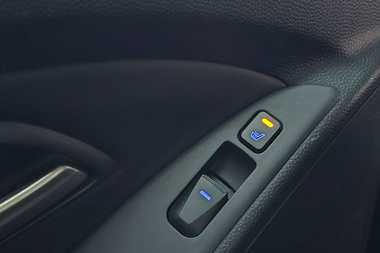 ix35 Hyundai ix35 1.6 Benzyna 136KM Nawigacja Kamera zdjęcie 28