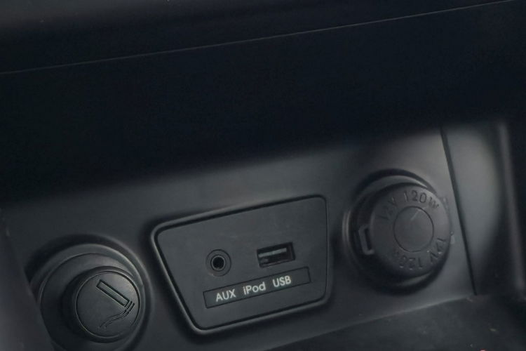 ix35 Hyundai ix35 1.6 Benzyna 136KM Nawigacja Kamera zdjęcie 33