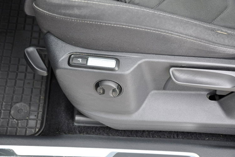 Volkswagen Tiguan 2.0TSI 180KM DSG 4Motion Highl Kamera El.Klapa Virtual Led 1wł SalonPL zdjęcie 11