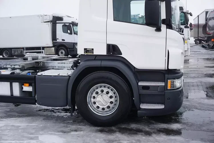 Scania / P 410 / ACC / E 6 / BDF + WINDA / 7.15 , 7.45, 7.82 M / OŚ SKRĘTNA zdjęcie 25