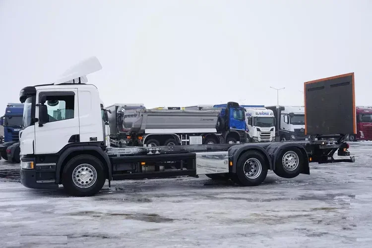 Scania / P 410 / ACC / E 6 / BDF + WINDA / 7.15 , 7.45, 7.82 M / OŚ SKRĘTNA zdjęcie 3