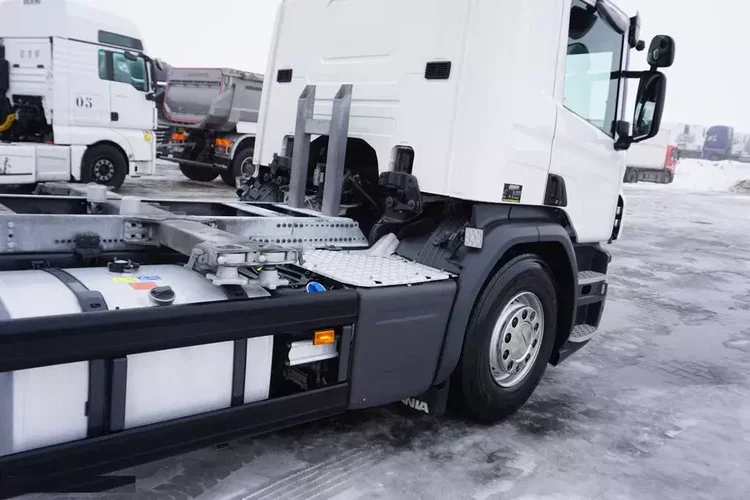 Scania / P 410 / ACC / E 6 / BDF + WINDA / 7.15 , 7.45, 7.82 M / OŚ SKRĘTNA zdjęcie 32