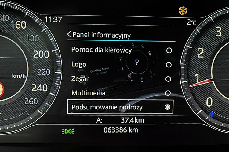 Jaguar E-Pace PANORAMA Chequered Flag 4x4 200KM GWARANCJA 1WŁ Kraj Bezwypadkowy F23% 4x2 zdjęcie 34