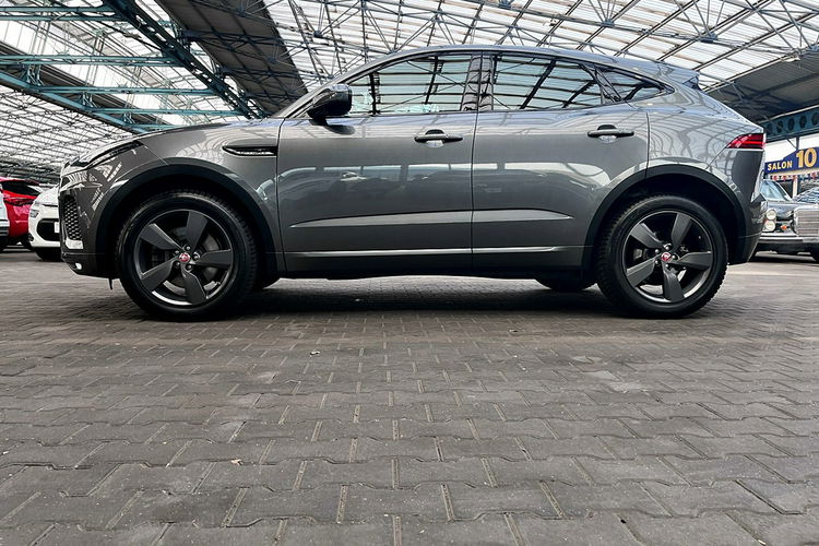 Jaguar E-Pace PANORAMA Chequered Flag 4x4 200KM GWARANCJA 1WŁ Kraj Bezwypadkowy F23% 4x2 zdjęcie 4