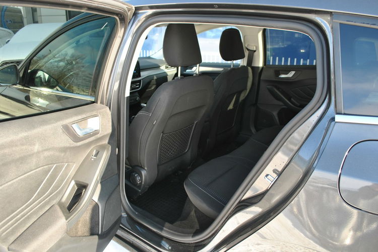 Focus Kombi Titanium 1, 5 EcoBlue 120KM ASO Forda Gwarancja zdjęcie 11