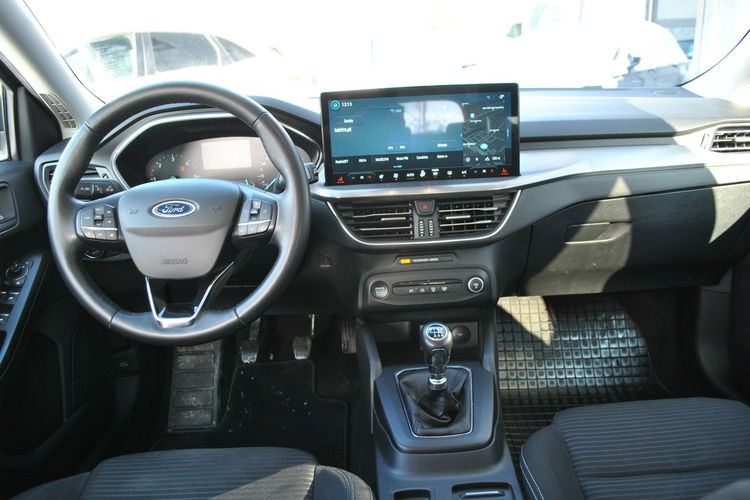 Focus Kombi Titanium 1, 5 EcoBlue 120KM ASO Forda Gwarancja zdjęcie 12