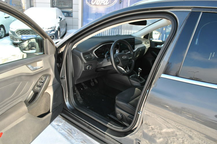 Focus Kombi Titanium 1, 5 EcoBlue 120KM ASO Forda Gwarancja zdjęcie 13