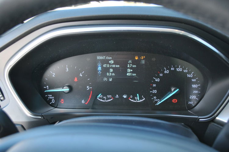 Focus Kombi Titanium 1, 5 EcoBlue 120KM ASO Forda Gwarancja zdjęcie 15