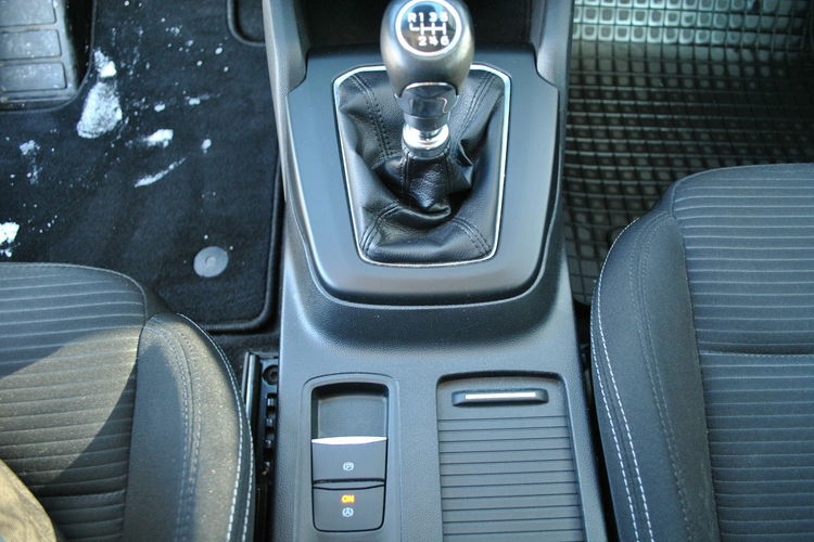 Focus Kombi Titanium 1, 5 EcoBlue 120KM ASO Forda Gwarancja zdjęcie 21