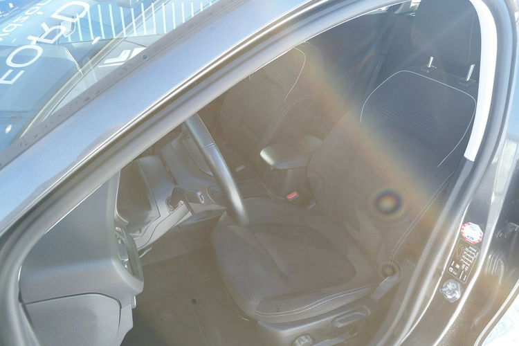 Focus Kombi Titanium 1, 5 EcoBlue 120KM ASO Forda Gwarancja zdjęcie 24