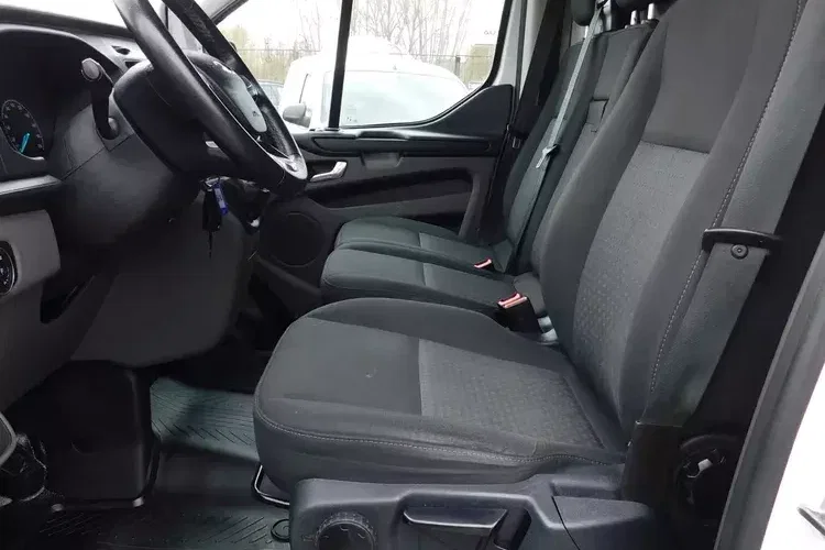 Ford Transit Custom zdjęcie 7