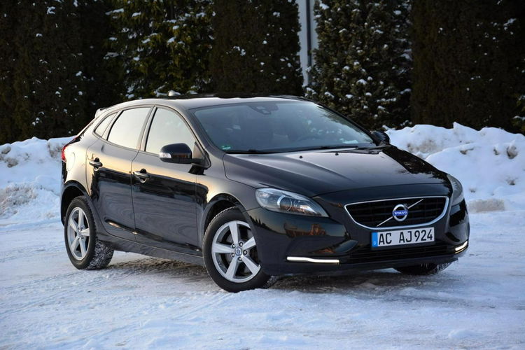 Volvo V40 Xenon Ledy Virtual Zegary Parktronik ASO Alu16 zdjęcie 10