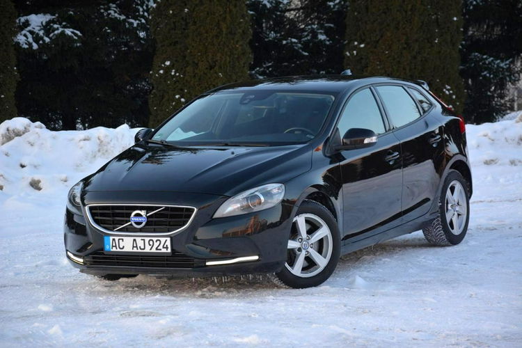 Volvo V40 Xenon Ledy Virtual Zegary Parktronik ASO Alu16 zdjęcie 2