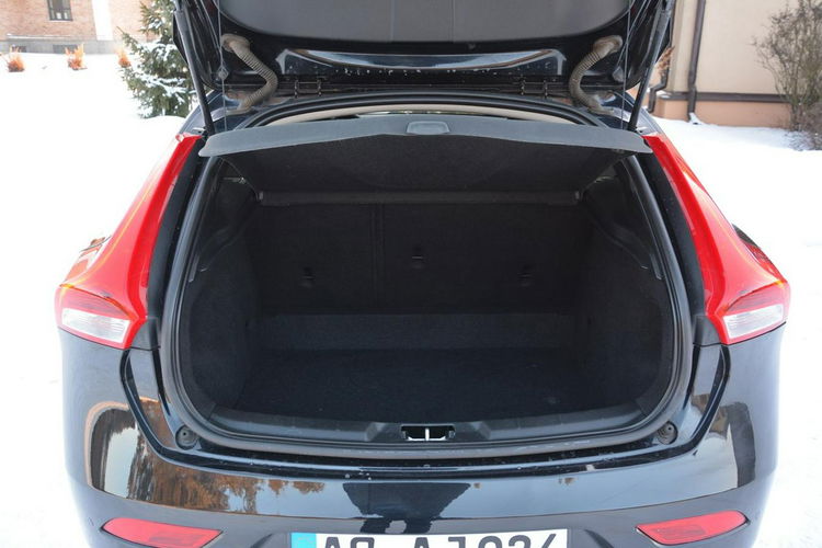 Volvo V40 Xenon Ledy Virtual Zegary Parktronik ASO Alu16 zdjęcie 31