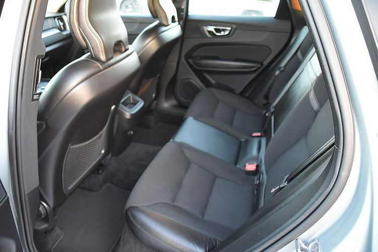 Volvo XC 60 2.0D3 150Km Pół-Skóra Ful Led Navi Gwarancja zdjęcie 11