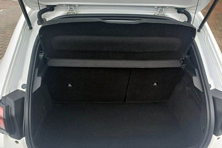 Peugeot 208 1.2 Benzyna zdjęcie 19