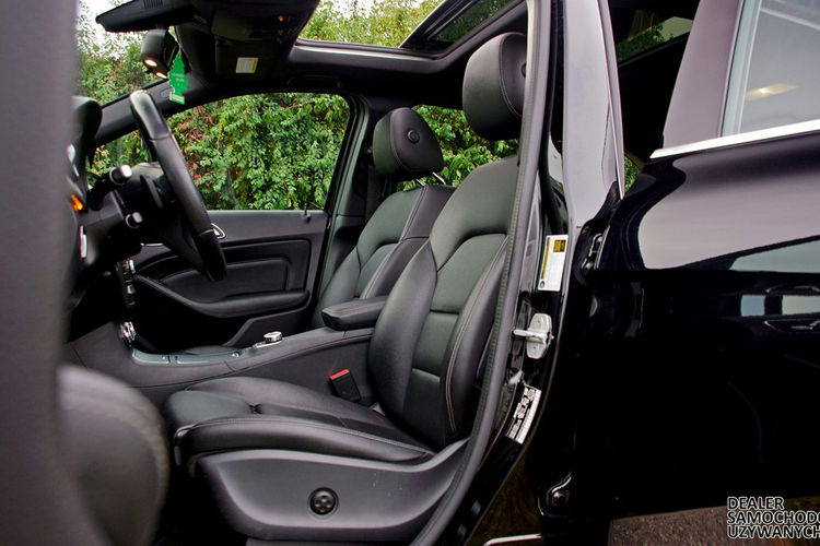 Mercedes B 250 2.0 211KM 4Matic Aut. Skóra Panorama Kamera El. fotele Bi xenon + LED zdjęcie 17