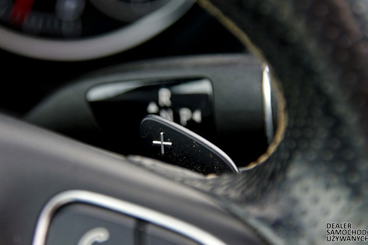 Mercedes B 250 2.0 211KM 4Matic Aut. Skóra Panorama Kamera El. fotele Bi xenon + LED zdjęcie 36