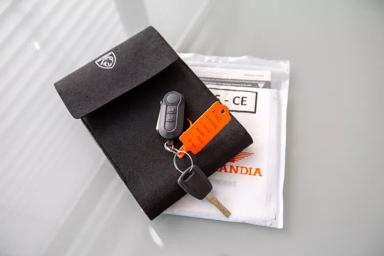 Peugeot Boxer 165KM 8ep KONTENER + WINDA dHollandia 750kg zdjęcie 18