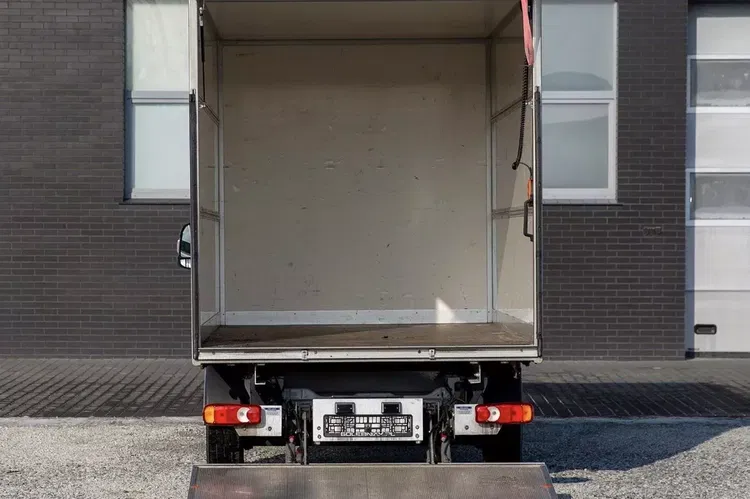 Peugeot Boxer 165KM 8ep KONTENER + WINDA dHollandia 750kg zdjęcie 7