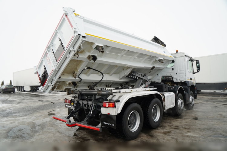 Mercedes  AROCS 3243 / 8x4 / WYWROTKA  DWUSTRONNA 6.1 M / HYDROBURTA / AUTOMAT / EURO 6 zdjęcie 9