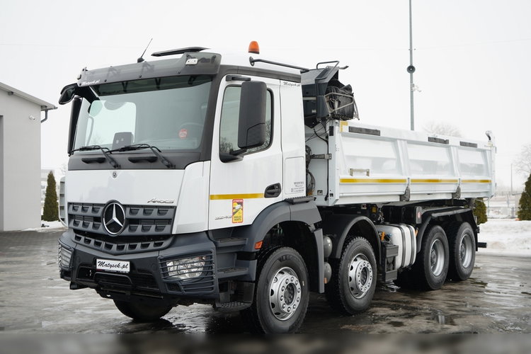 Mercedes  AROCS 3243 / 8x4 / WYWROTKA  DWUSTRONNA 6.1 M / HYDROBURTA / AUTOMAT / EURO 6 zdjęcie 12