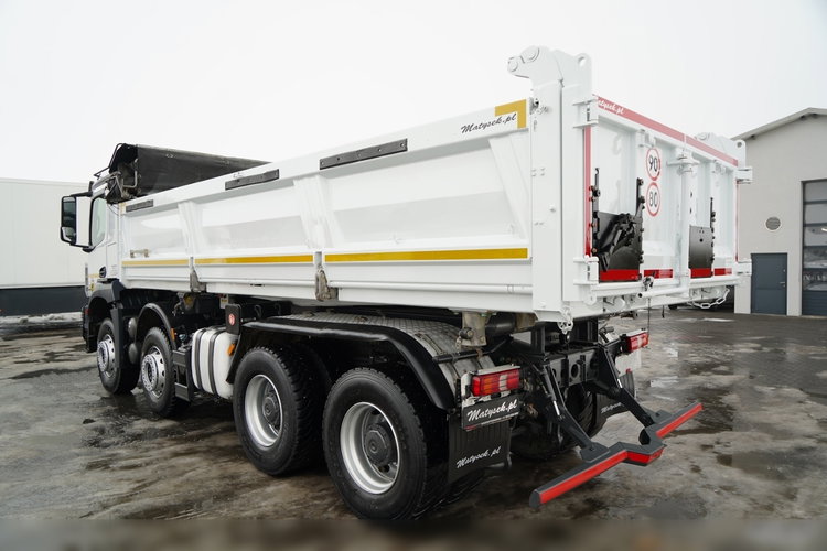 Mercedes  AROCS 3243 / 8x4 / WYWROTKA  DWUSTRONNA 6.1 M / HYDROBURTA / AUTOMAT / EURO 6 zdjęcie 14