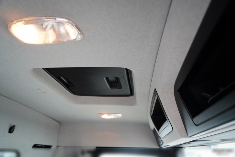 Mercedes  AROCS 3243 / 8x4 / WYWROTKA  DWUSTRONNA 6.1 M / HYDROBURTA / AUTOMAT / EURO 6 zdjęcie 45