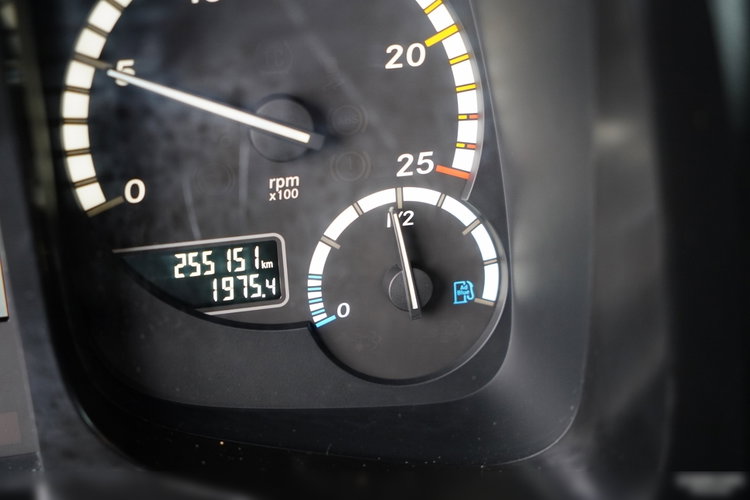 Mercedes  AROCS 3243 / 8x4 / WYWROTKA  DWUSTRONNA 6.1 M / HYDROBURTA / AUTOMAT / EURO 6 zdjęcie 49