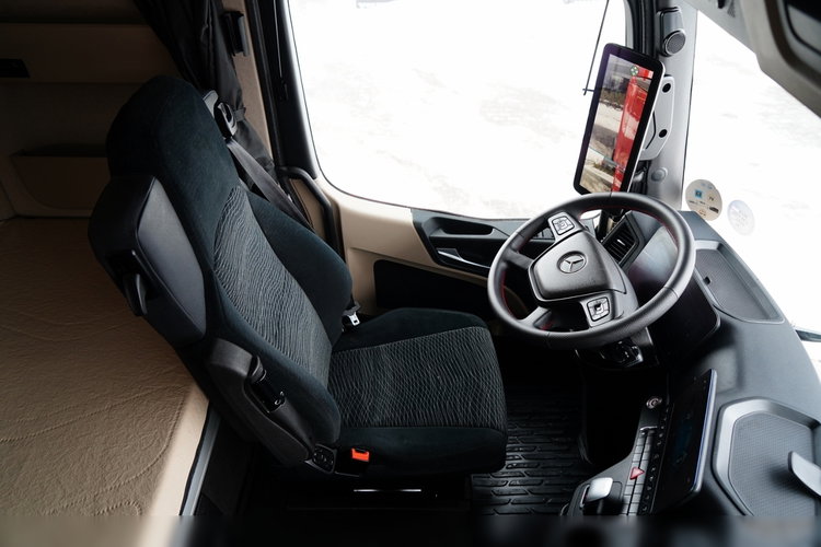 Mercedes ACTROS 1845 / MP5 / BIG SPACE zdjęcie 26