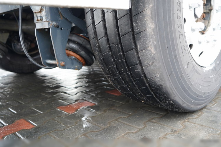 BODEX WYWROTKA 24 m3 / ALUMINIOWA / 2X OŚ PODNOSZONA / 5 300 KG / ALUFELGI / zdjęcie 16