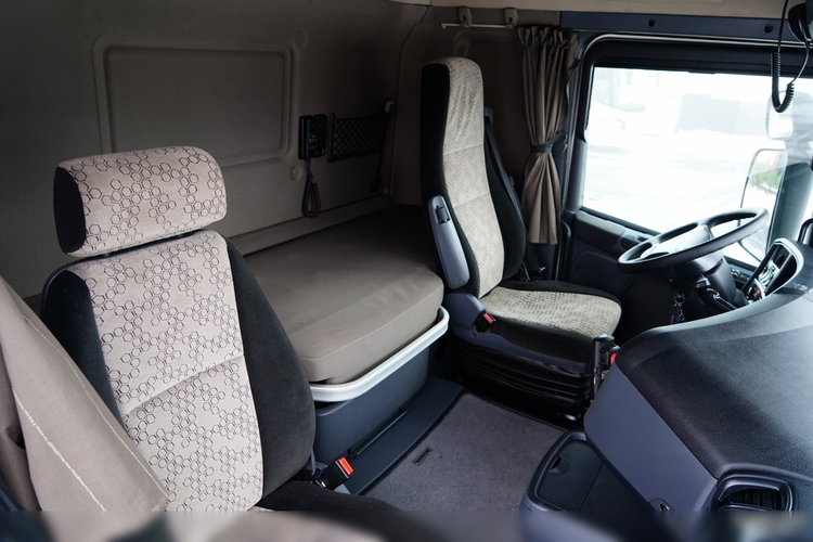 Scania R 450 / RETARDER / KLIMA POSTOJOWA zdjęcie 35