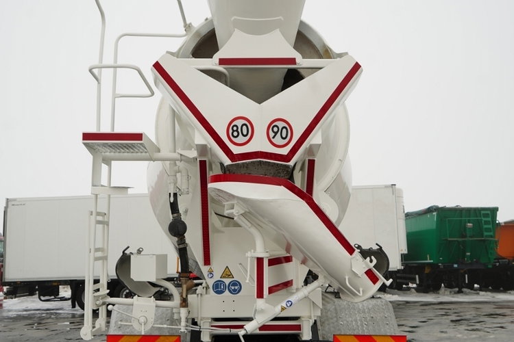 Volvo FMX 410 / 8x4 / GRUSZKA 9m3 / BETONOMIESZARKA / LIEBHERR / ALUFELGI / EURO 6 zdjęcie 14