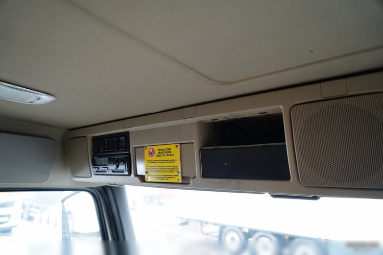 Volvo FMX 410 / 8x4 / GRUSZKA 9m3 / BETONOMIESZARKA / LIEBHERR / ALUFELGI / EURO 6 zdjęcie 37